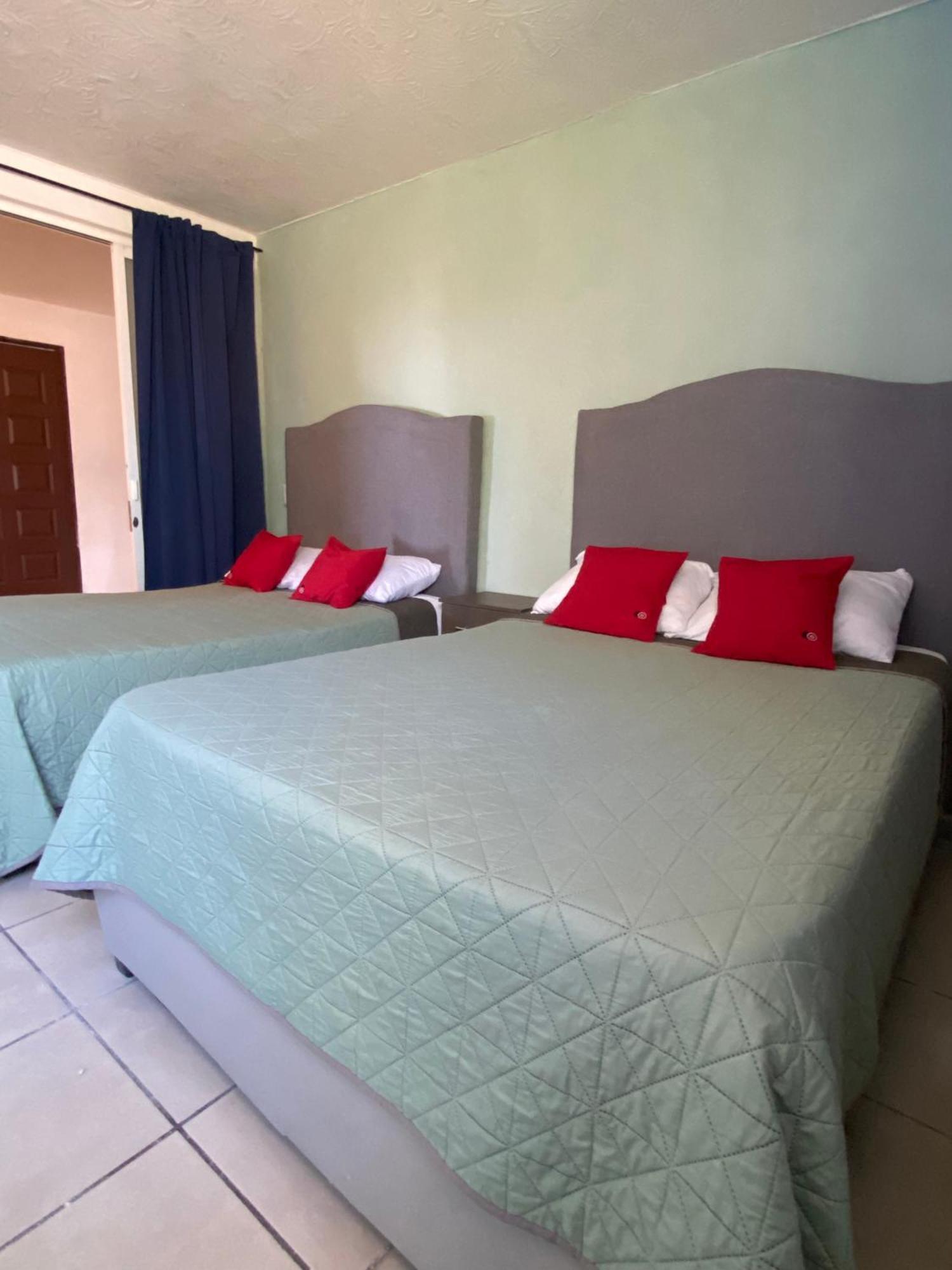 Aparthotel 4 Venator House Boutique León Zewnętrze zdjęcie
